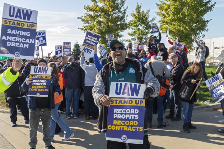 $625 Strike Pay Is Gaining Steam
